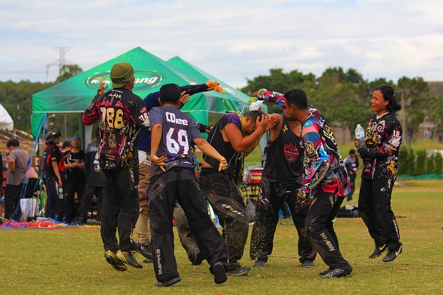 家人艰难面 家人艰难面