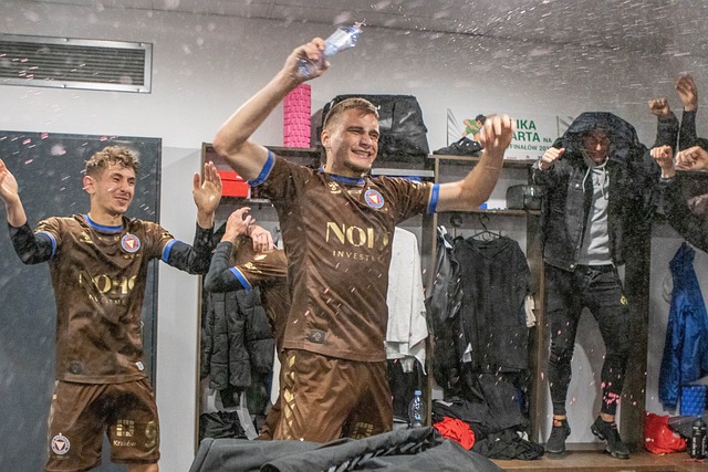 探讨这一事 探讨这一事